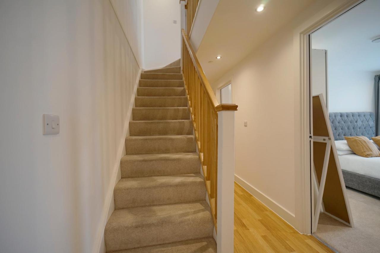 לידס Modern 2 Bed Apartment With Juliet Balcony - Dhb Stays מראה חיצוני תמונה