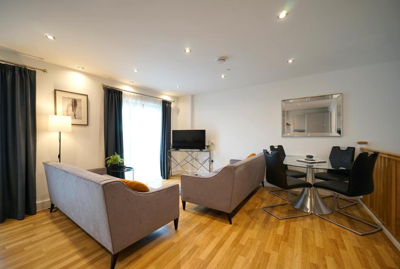 לידס Modern 2 Bed Apartment With Juliet Balcony - Dhb Stays מראה חיצוני תמונה